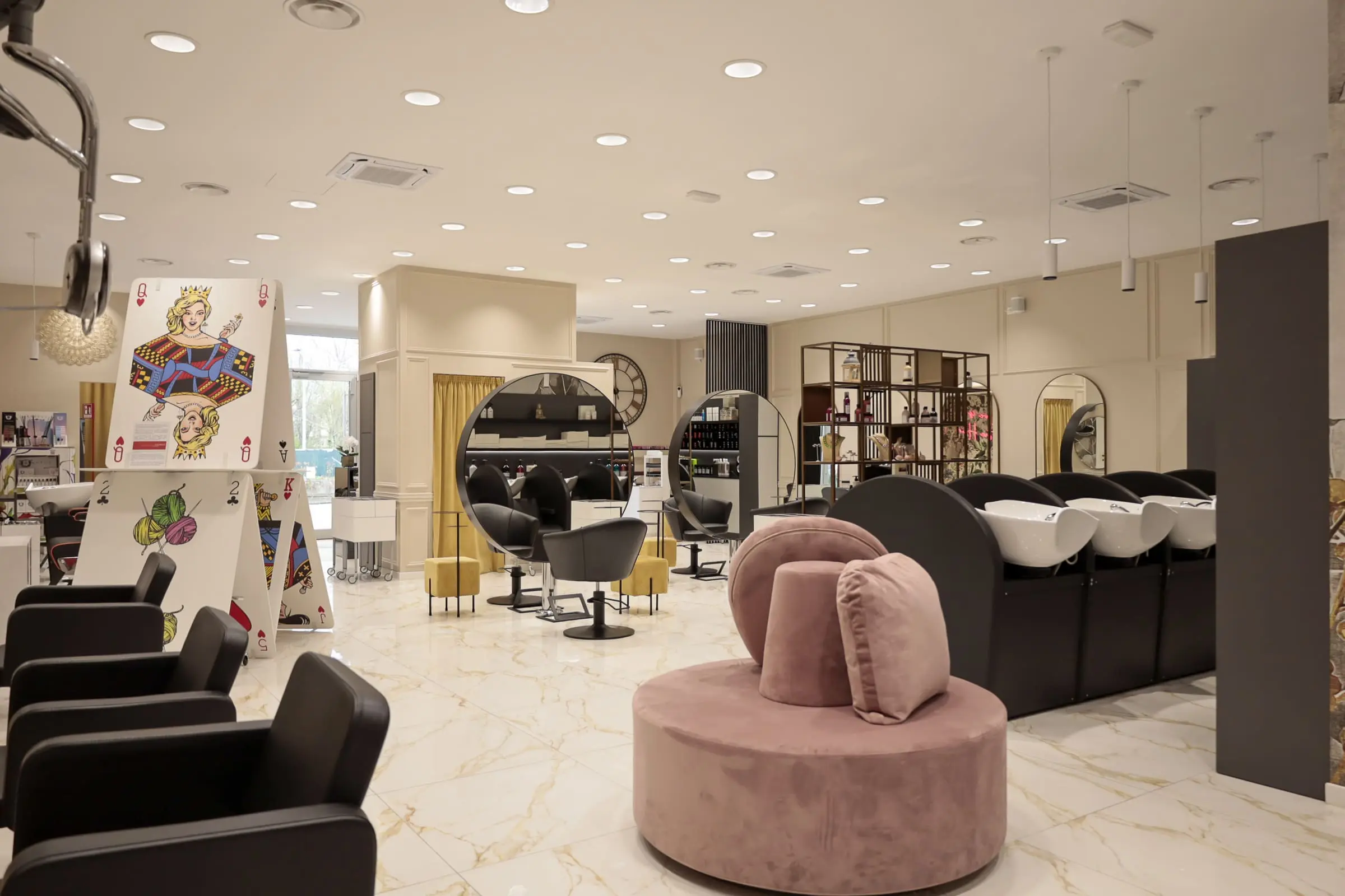 Design architettonico e minimalista dello spazio